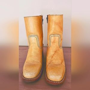 Frye Campus Short Banana Yellow color boot 6.5